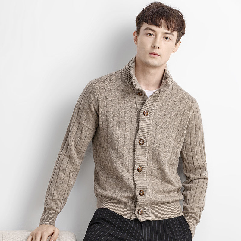 Was sind die Materialien für Männerpullover und Westen? Welches Material ist von guter Qualität, einem Pullover -Pullover aus Baumwolle oder Kaschmir -Rund -Hals -Pullover -Pullover?