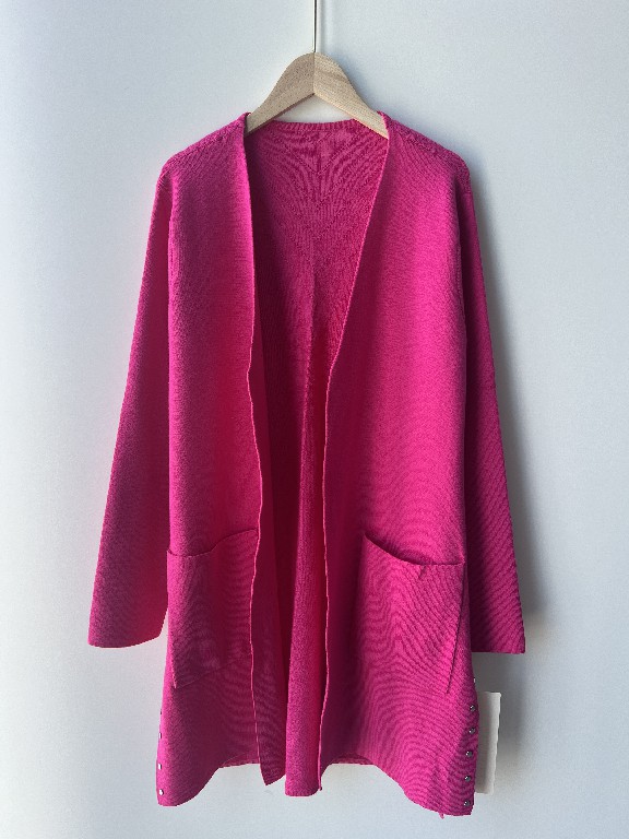 Damenrunde Nackenpullover -Pullover - Welche Gesichtsformen eignen sich für den kurzen, aus dem Ausschnitt gestrickten Pullover?